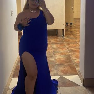 Blue Formal dress size 15/16